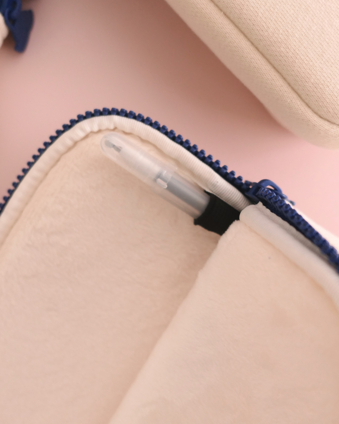 Goobles x Knits.pour moi :: IPad Case + Stitch Marker (2ea) SET
